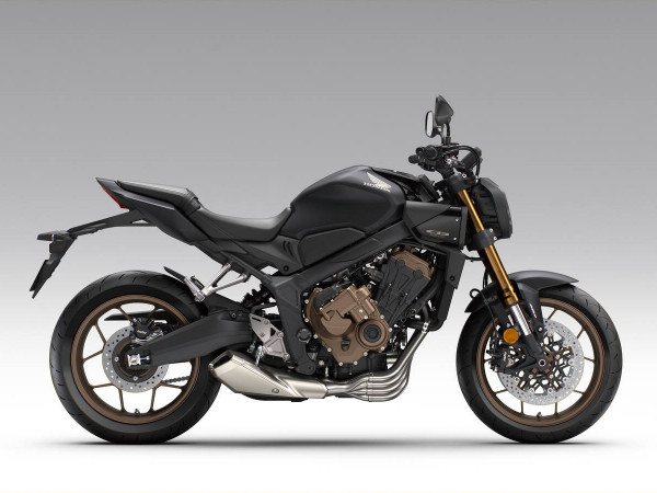 2026 MAT GUNPOWDER BLACK METALLIC E-CLUTCH